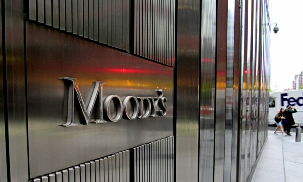 Moodys-.jpeg