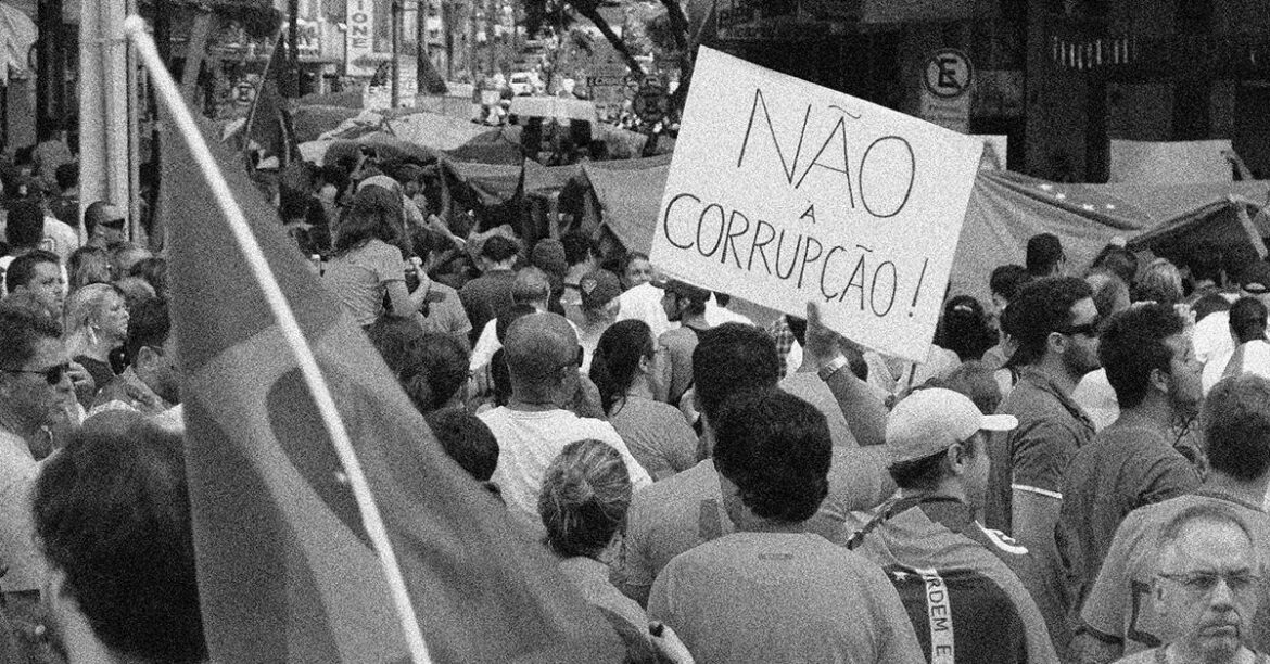 brazil-corruption-protest.jpg