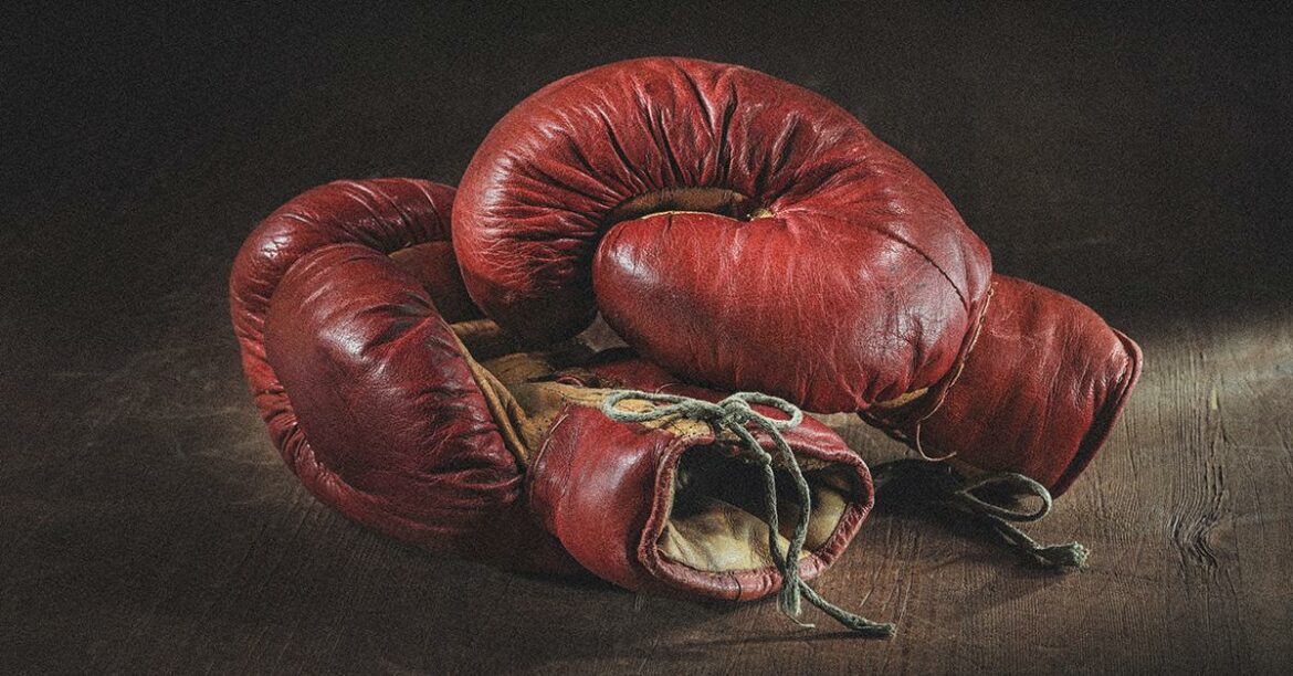 old-boxing-gloves.jpg
